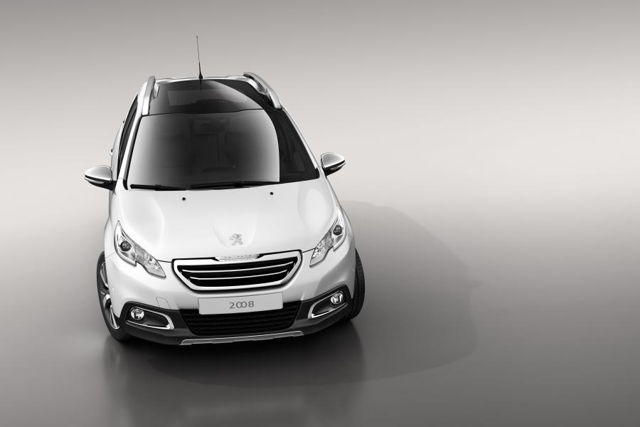  Peugeot 2008 2013 года  (фото 7 из 51)